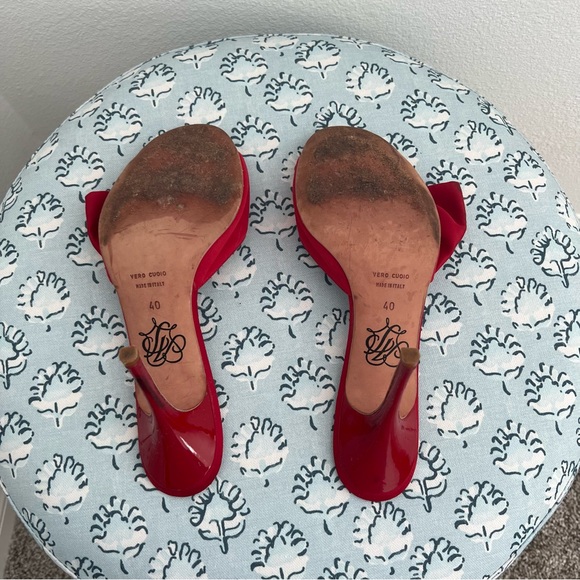 Red Bow Agent Provocateur Heels Perfect for the Holidays - Picture 12 of 14